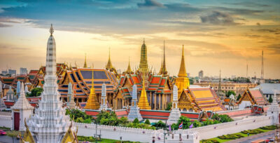 Bangkok Temples Tour Grand Palace + Reclining Buddha (Wat Pho)  + Wat Arun (Private)